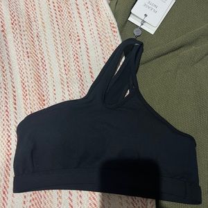 Asymmetrical bombshell sportswear bra